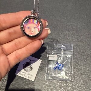 Stainless steel Photo Locket Necklace
